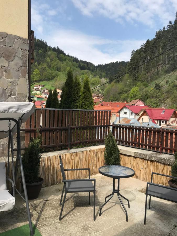 Вілла Casa Mountain View Брашов Екстер'єр фото